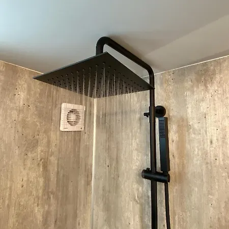 Underground Flat Appartement