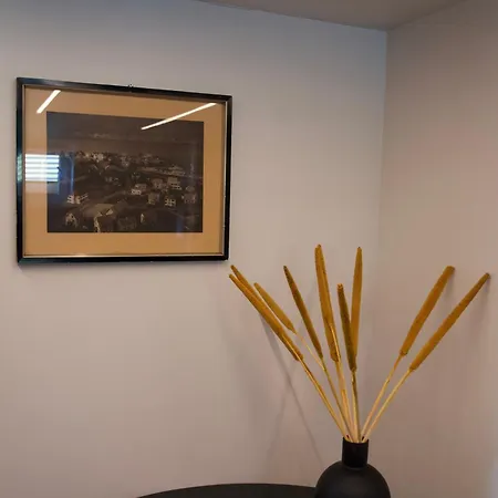 Underground Flat Appartement