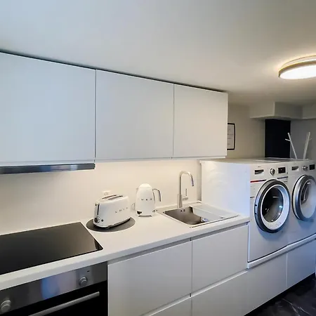 Appartement Underground Flat *