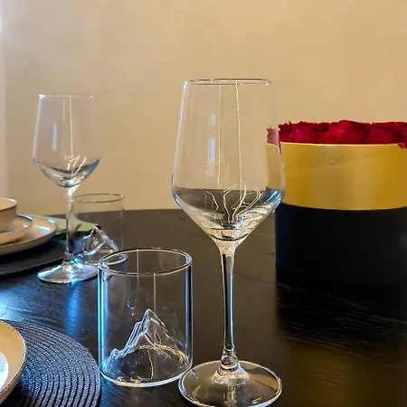 Underground Flat 翁达尔斯内斯